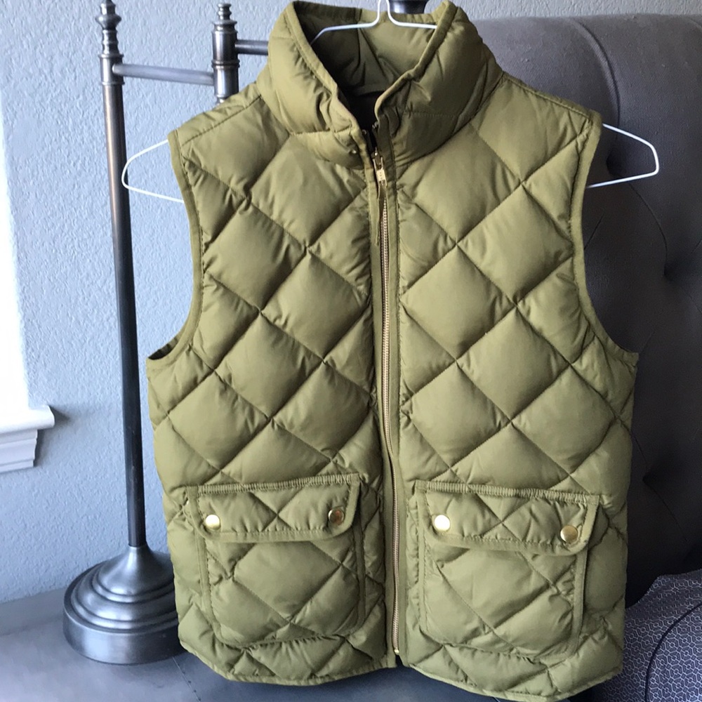 J Crew Puffer Vest